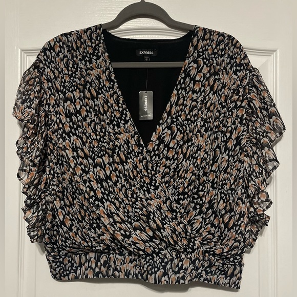 Express cropped women blouse. NWT black color Size Medium - Picture 1 of 5